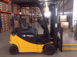 Cho thuê xe nâng hàng giá rẻ