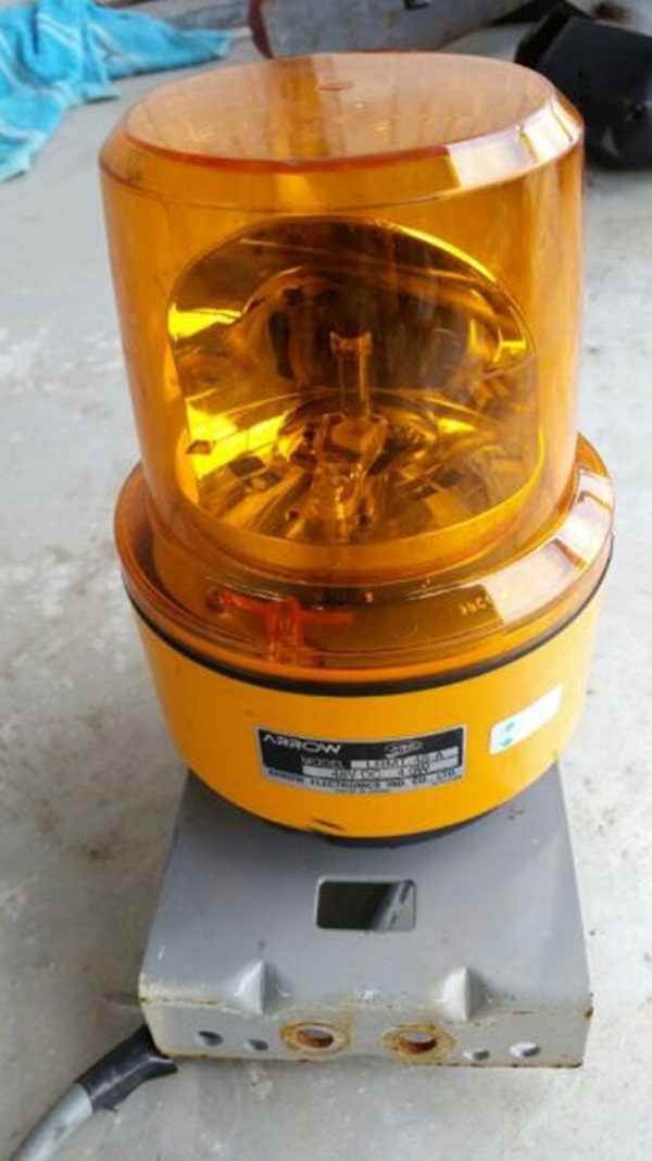 Còi xe nâng rất đa dạng